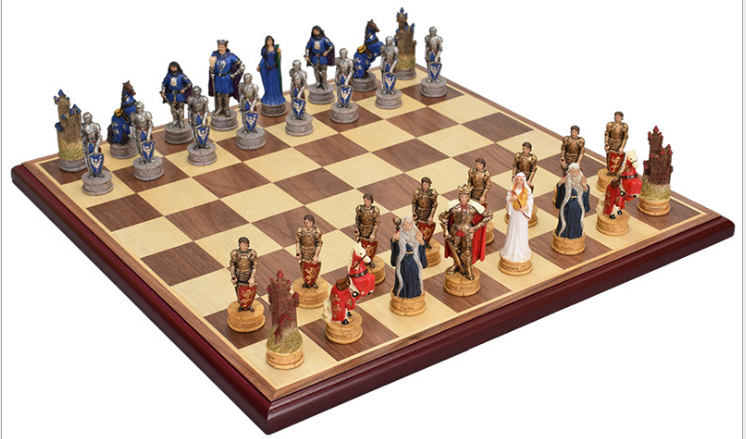 Three-dimensional Character Chess Set Large Character Checkers